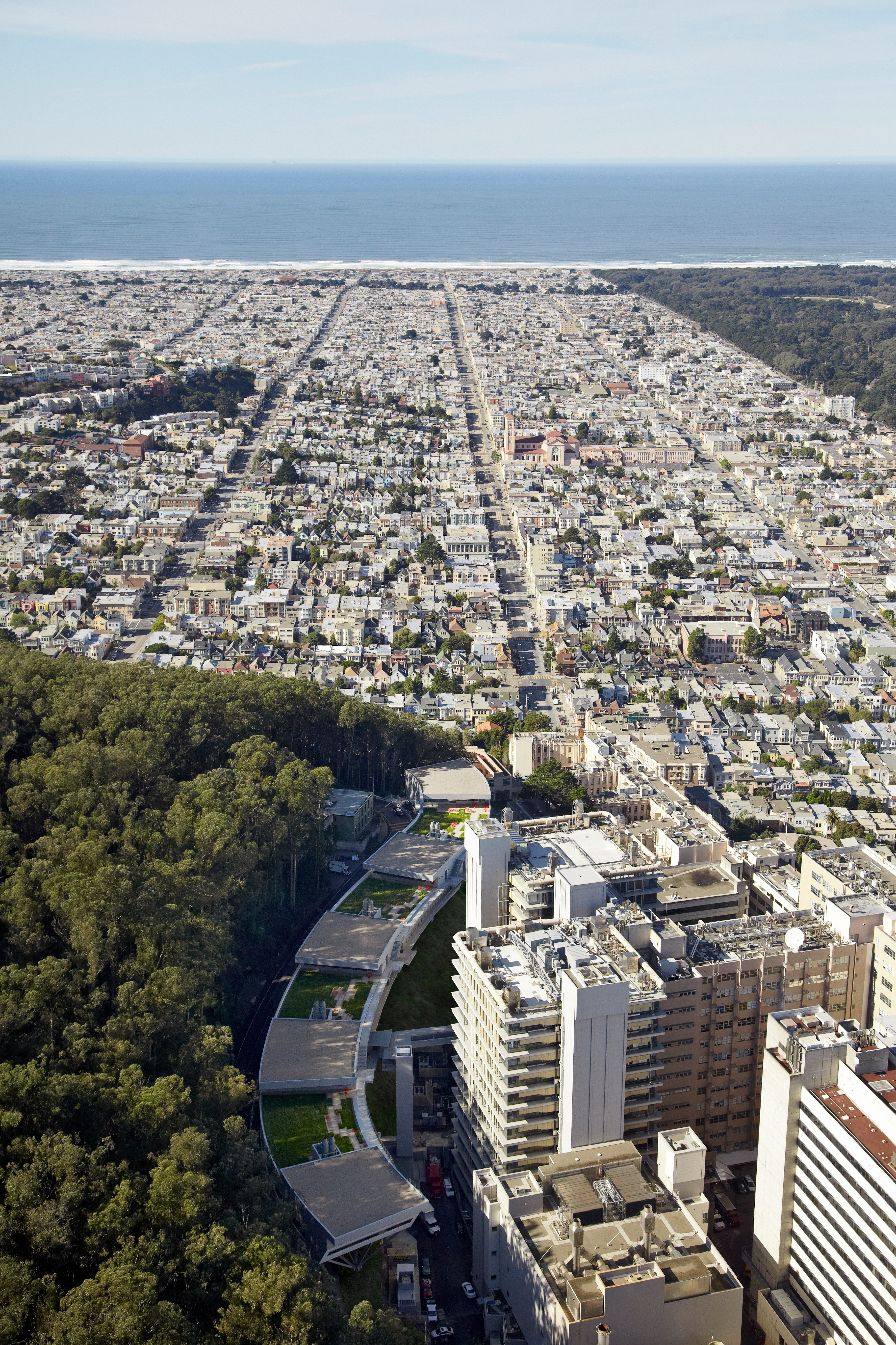 Vista of many rooftops looking out to Pacific Ocean from the UCSF Broad Stem Cell Center